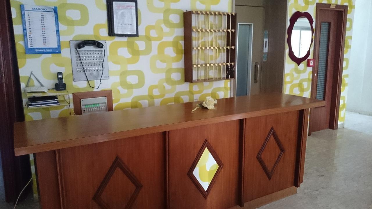 Hotel Savini Rimini Kültér fotó