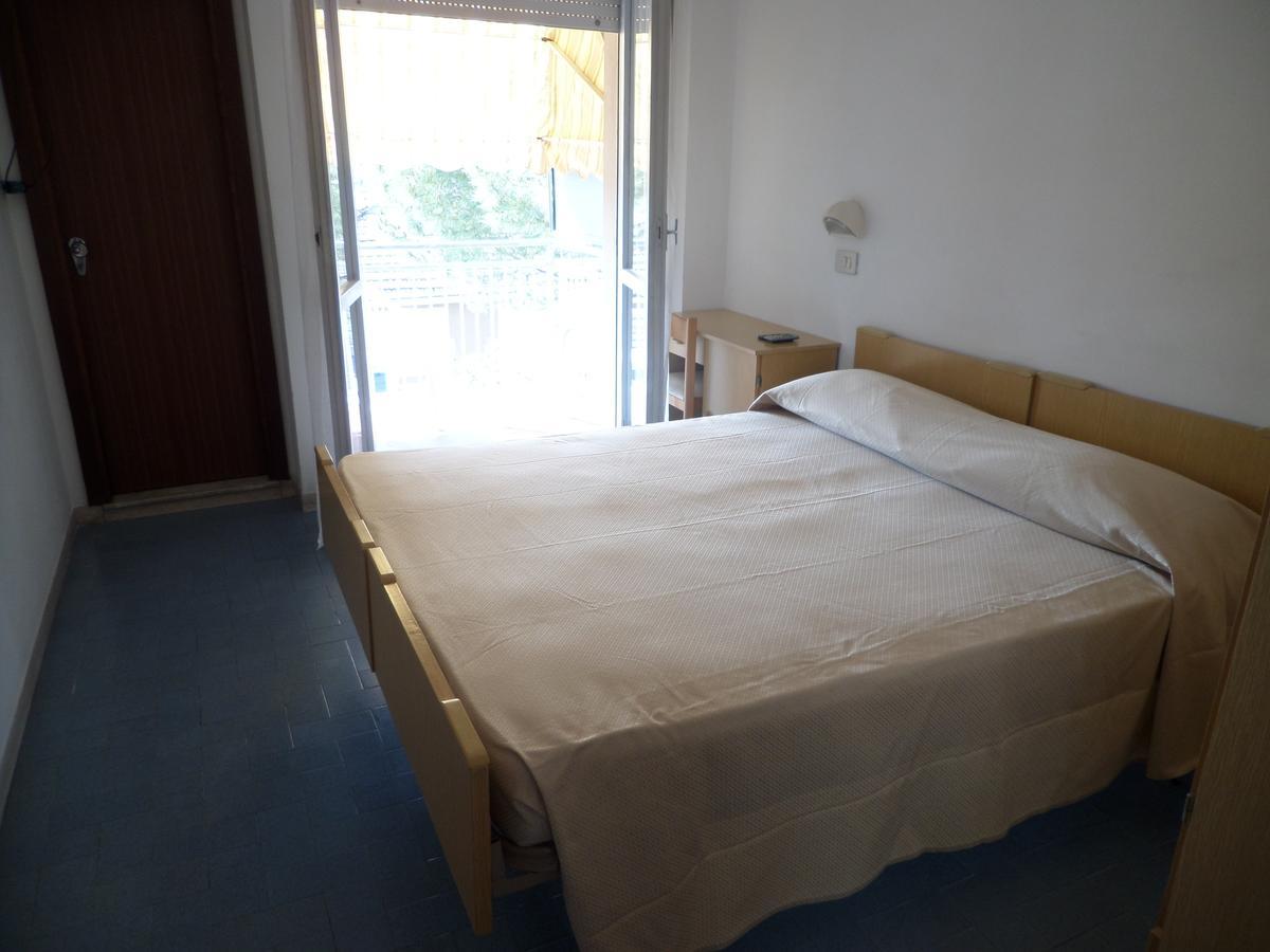 Hotel Savini Rimini Kültér fotó