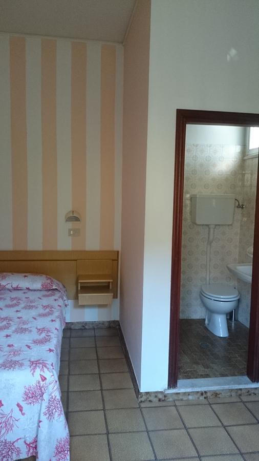 Hotel Savini Rimini Kültér fotó