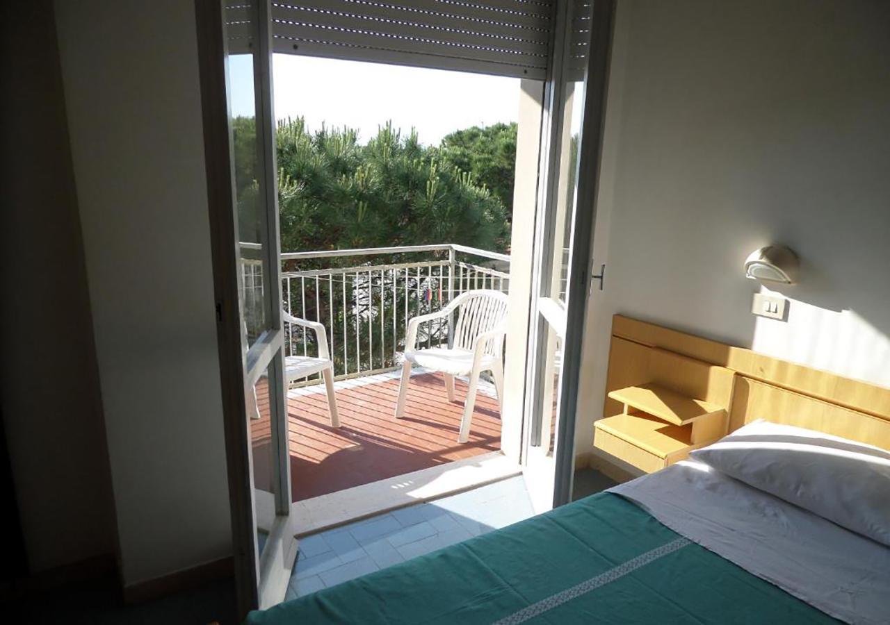 Hotel Savini Rimini Kültér fotó